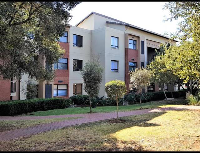 2 BEDROOM APARTMENT FOR SALE IN JACKAL CREEK GOLF ESTATE